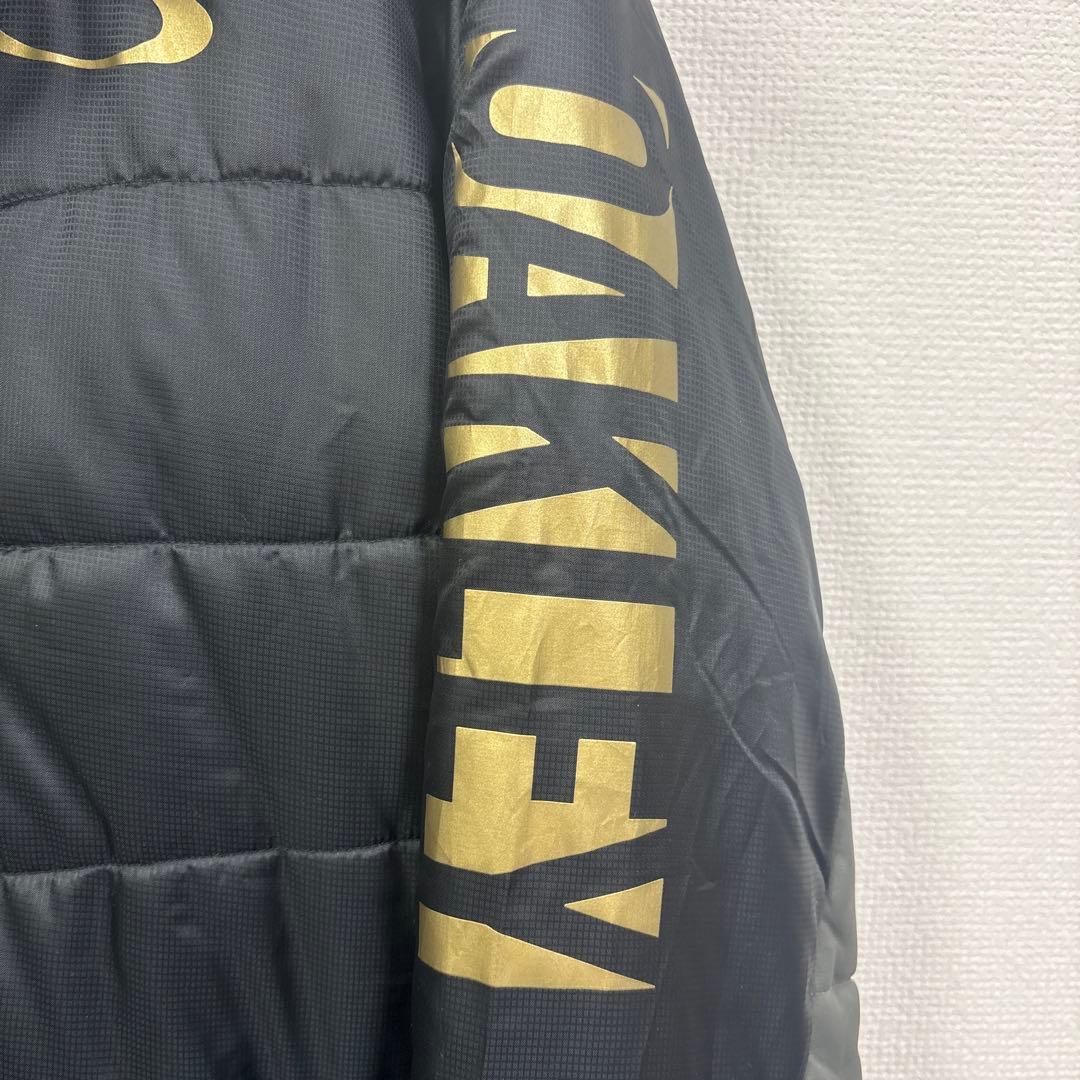 美品 oakley オークリー ベンチコートMサイズ スポーツ サッカー