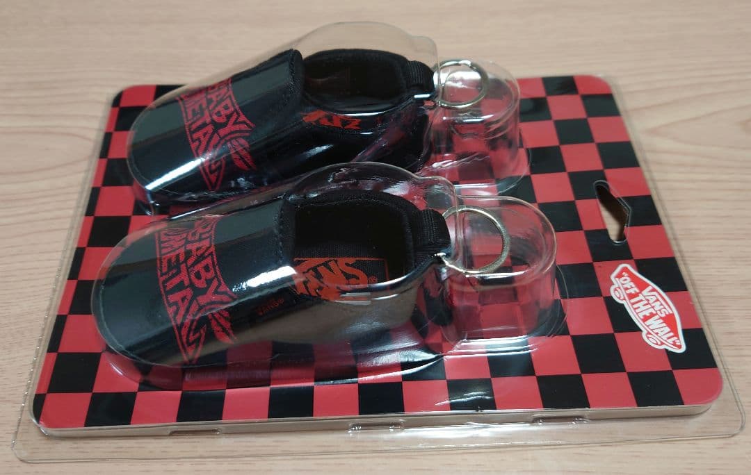 BABYL × VANSコラボ THE ONE 限定キーホルダー