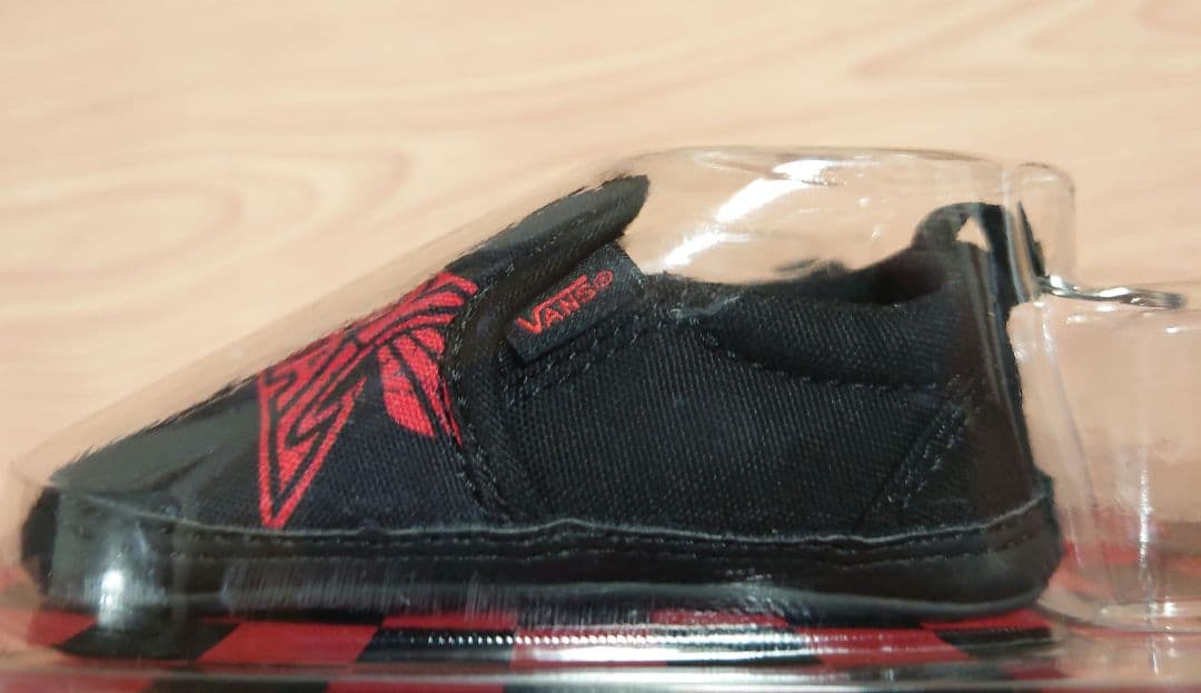 BABYL × VANSコラボ THE ONE 限定キーホルダー