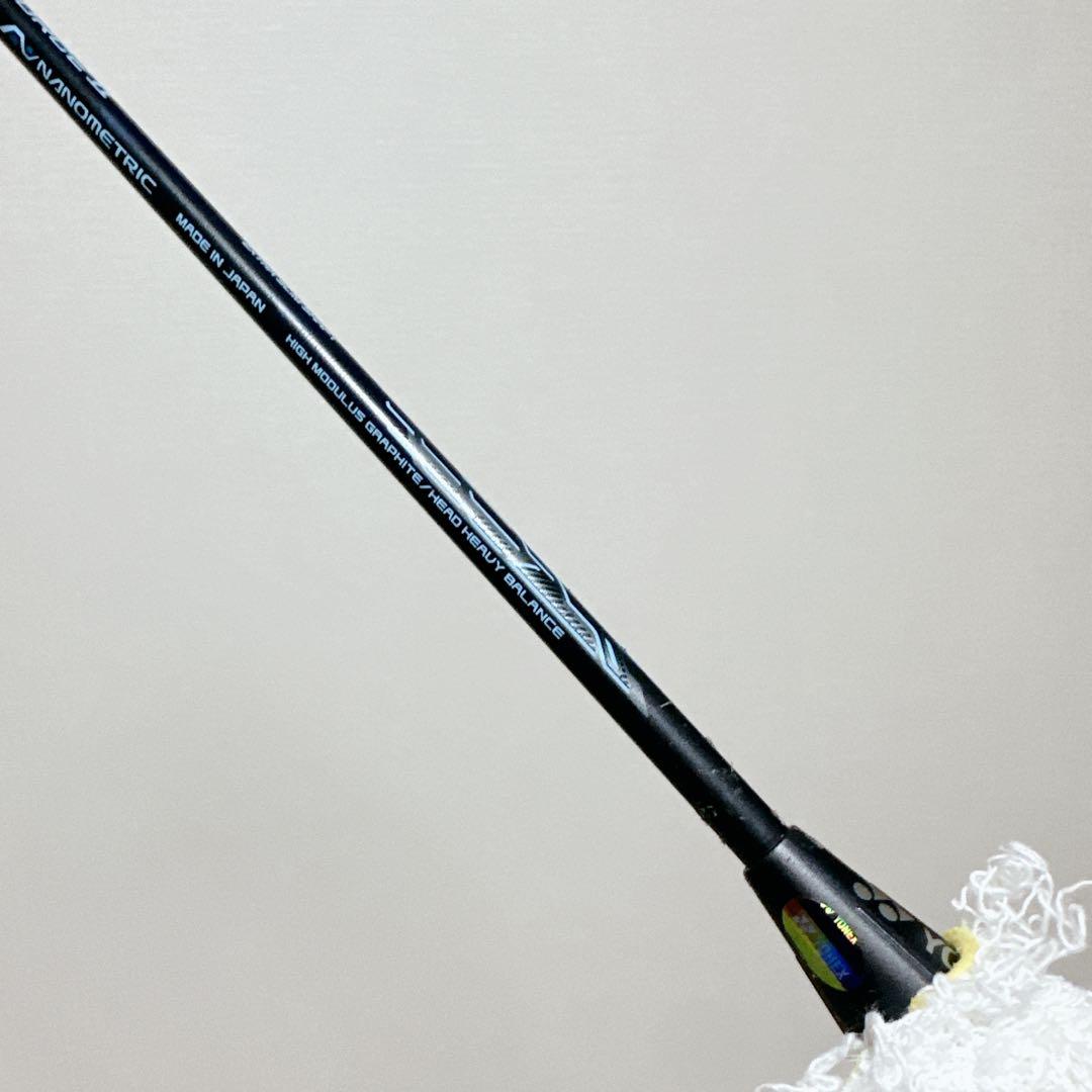 YONEX ヨネックス VOLTRIC ボルトリックZフォース2 Ⅱ 4UG5