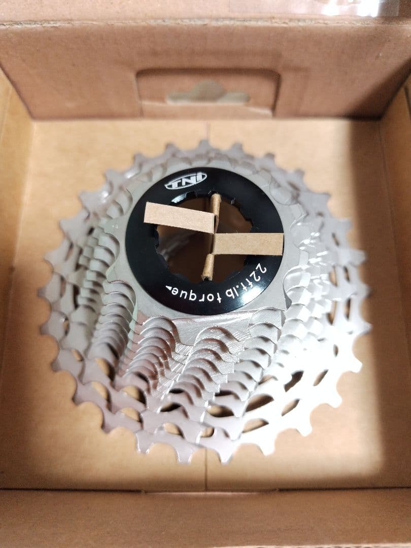 【新品】TNI 11速スプロケット 12-27T シマノ用 軽量高耐久