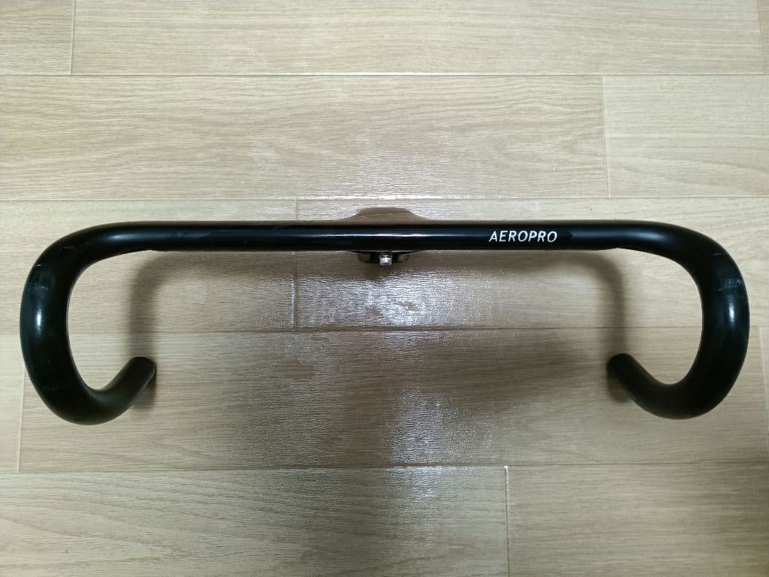 エルブス純正 ステム一体型カーボンハンドル OROME AEROPRO