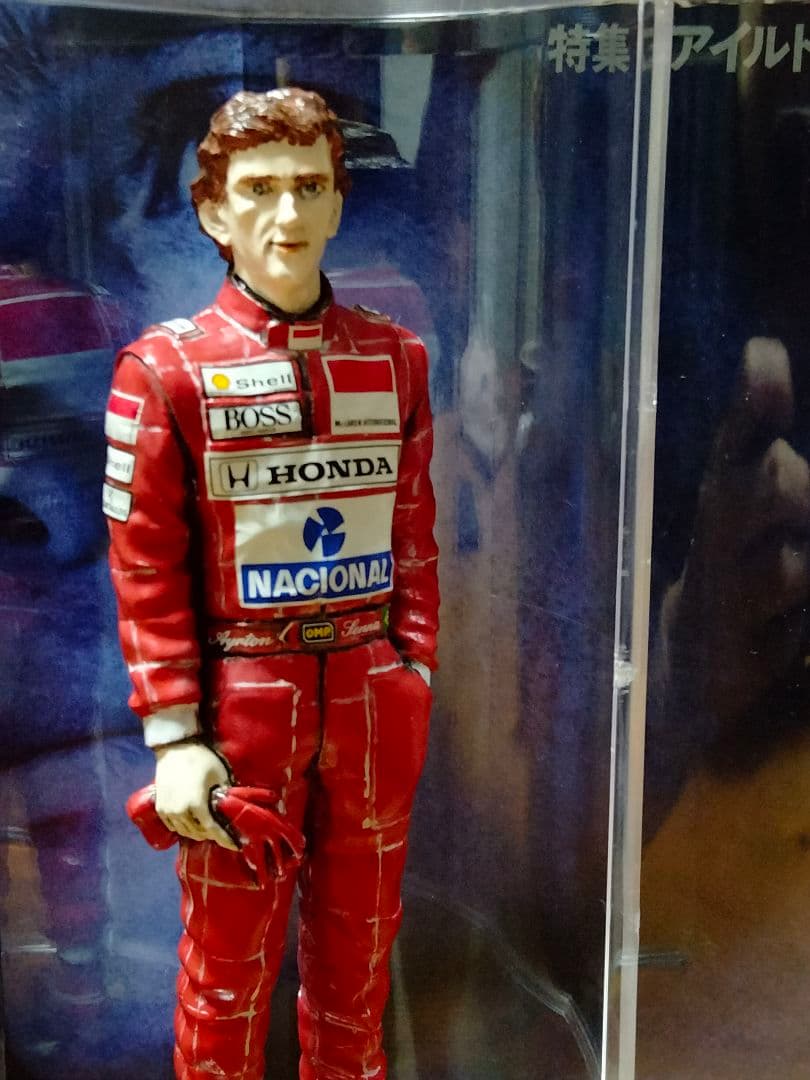 1/12 アイルトン・セナフィギュア ケース付き