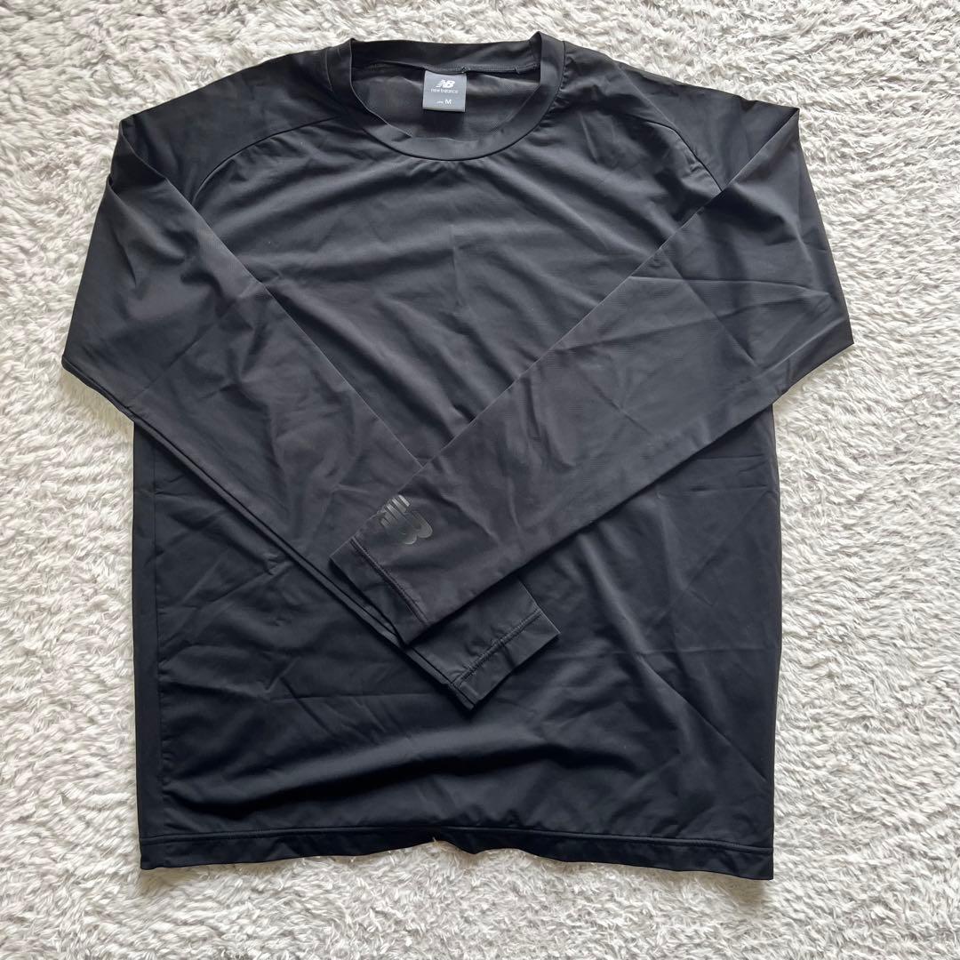 New Balance ブラックハーフコート＋ロングTシャツ