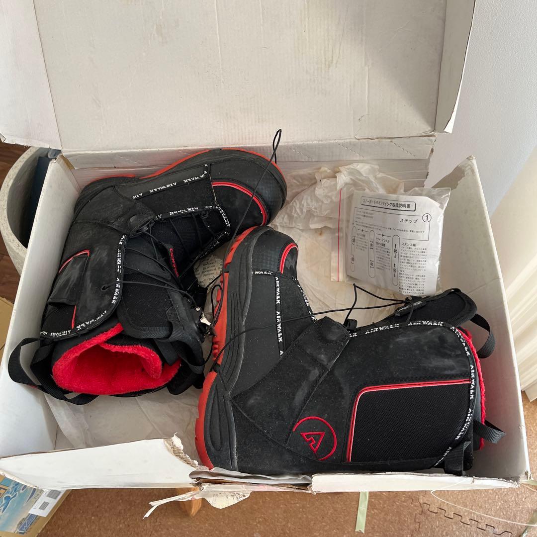 SSTさま専用　花柄スノーボードとAIRWALKブーツセット