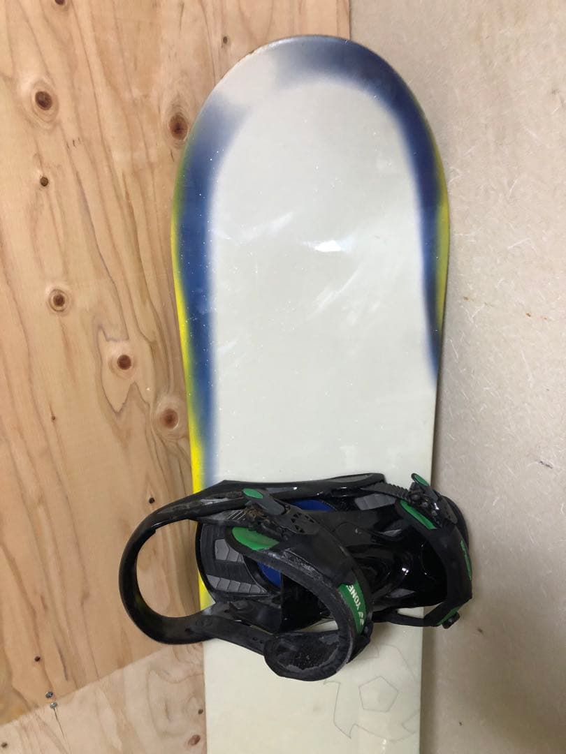 人気のBurtonスノーボードヨネックスビンディングセット