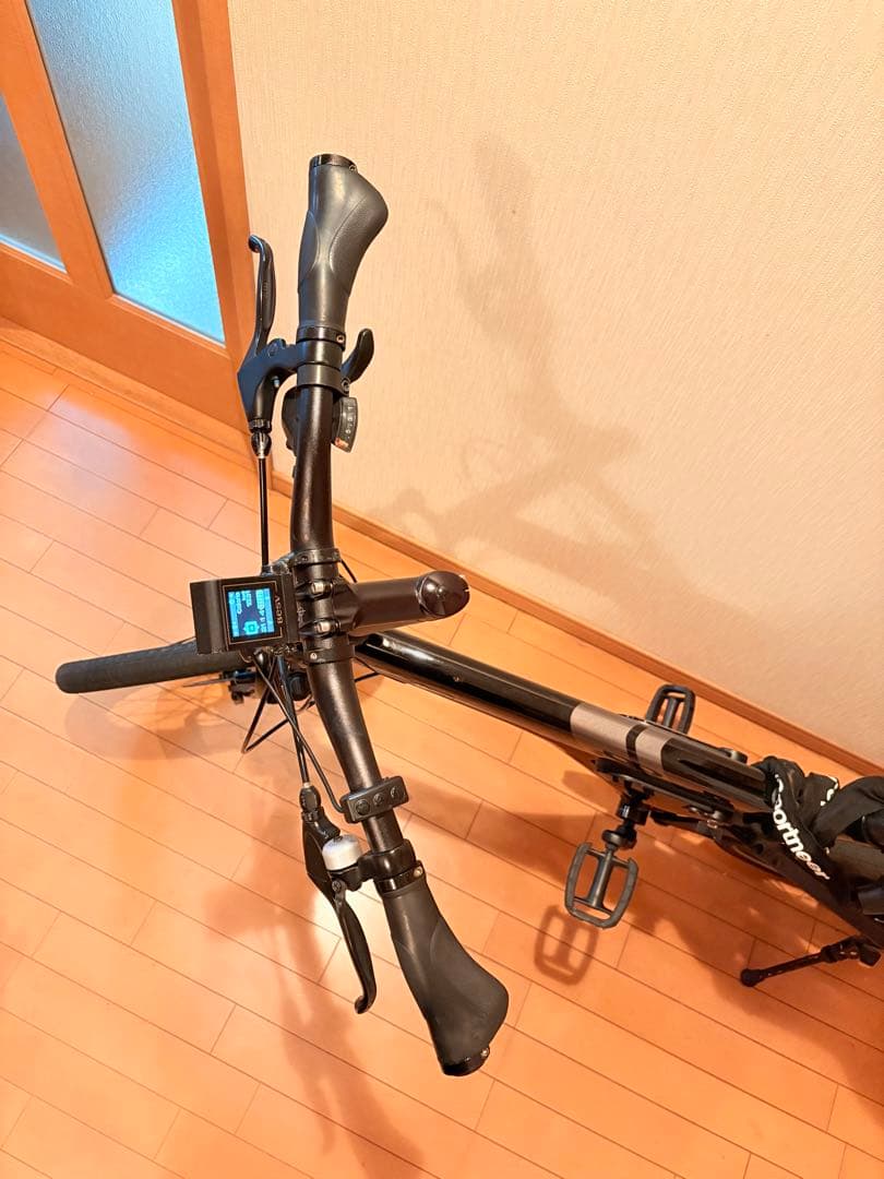 BESV PSA1 ブラック　良品　星矢