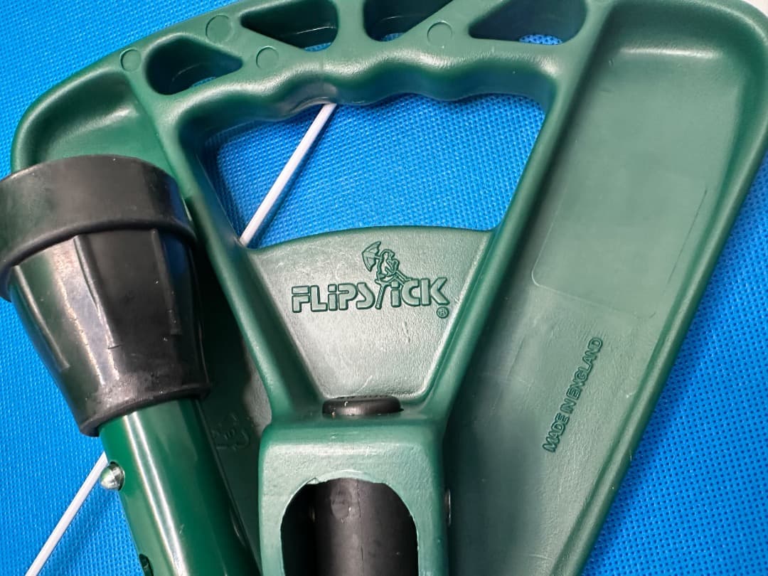 FLIP STICK 杖にもなる折りたたみ式1本足椅子　モスグリーン #1