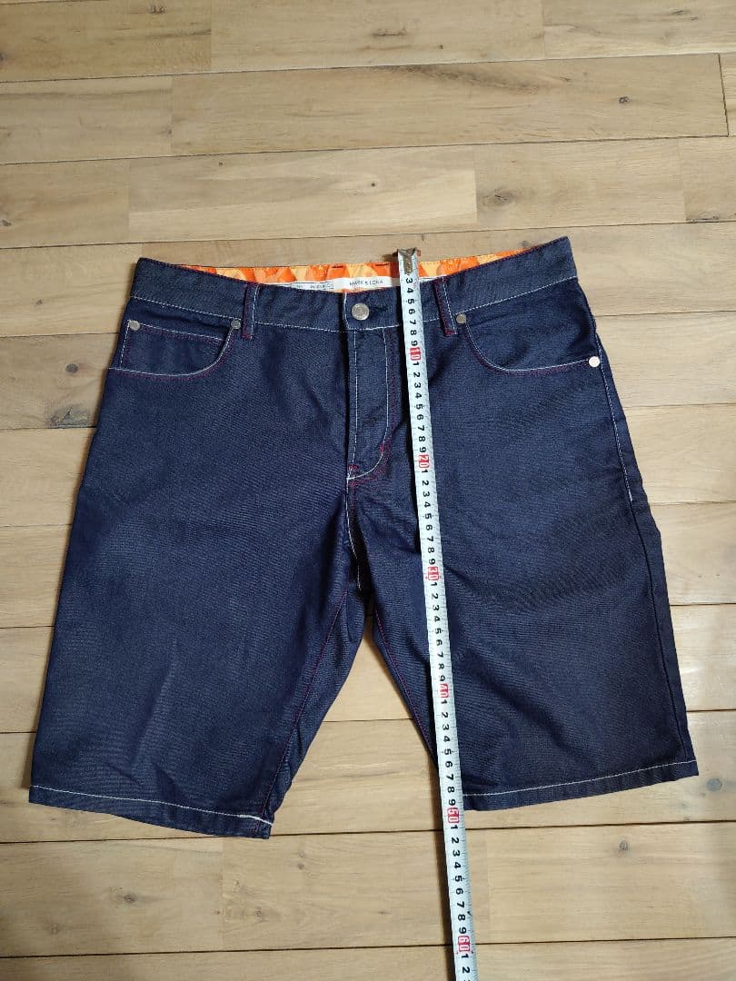 マークアンドロナ、ショートパンツ