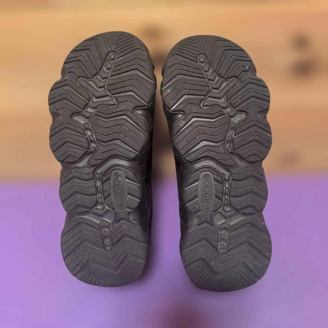 KEEN 　ハイパウザー　ラップ　24cm