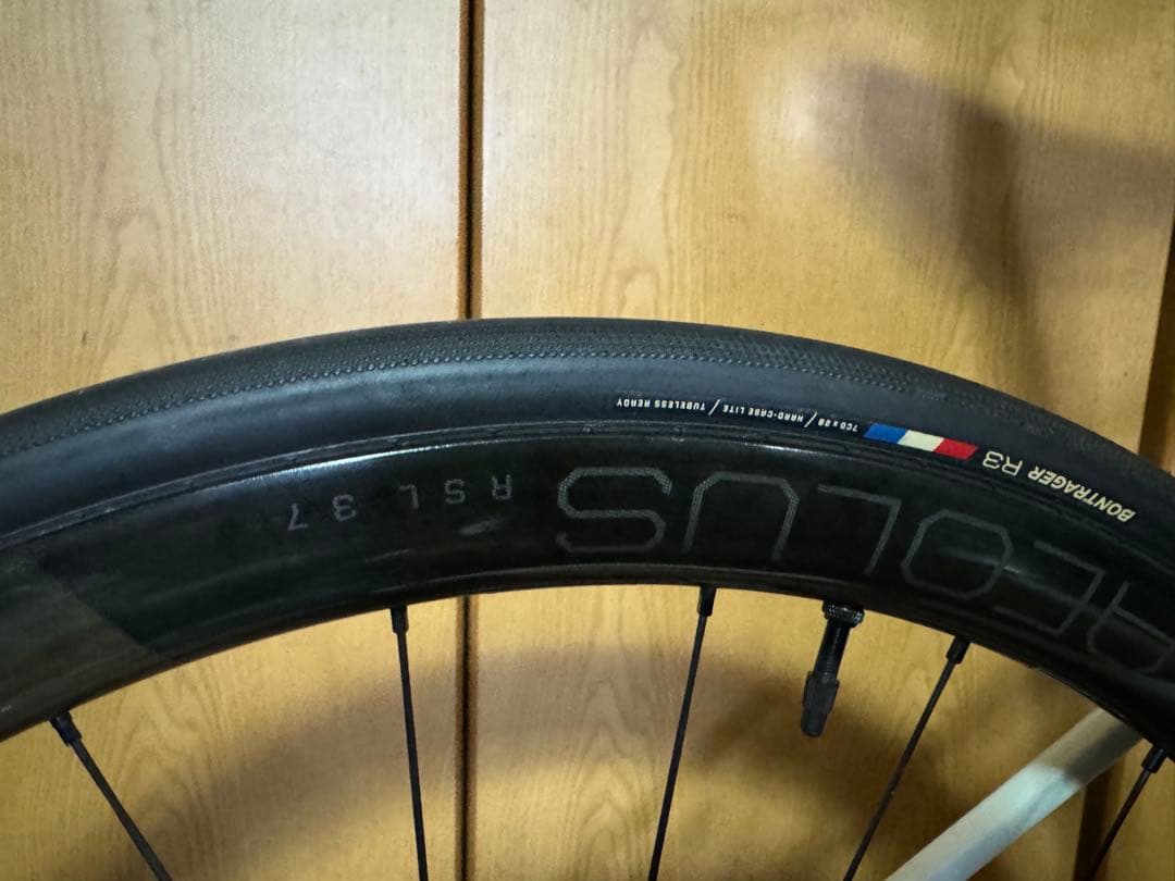 TREK EMONDA SLR7 AXS 12速　RSL37 E-tap