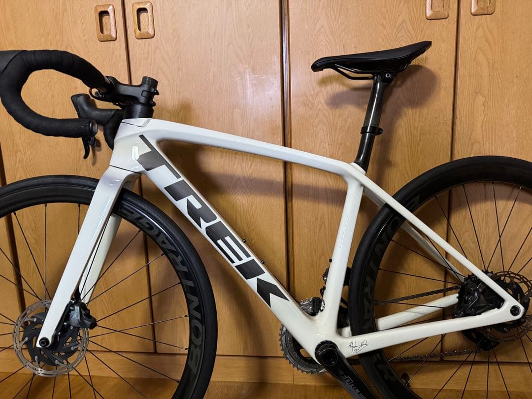 TREK EMONDA SLR7 AXS 12速　RSL37 E-tap