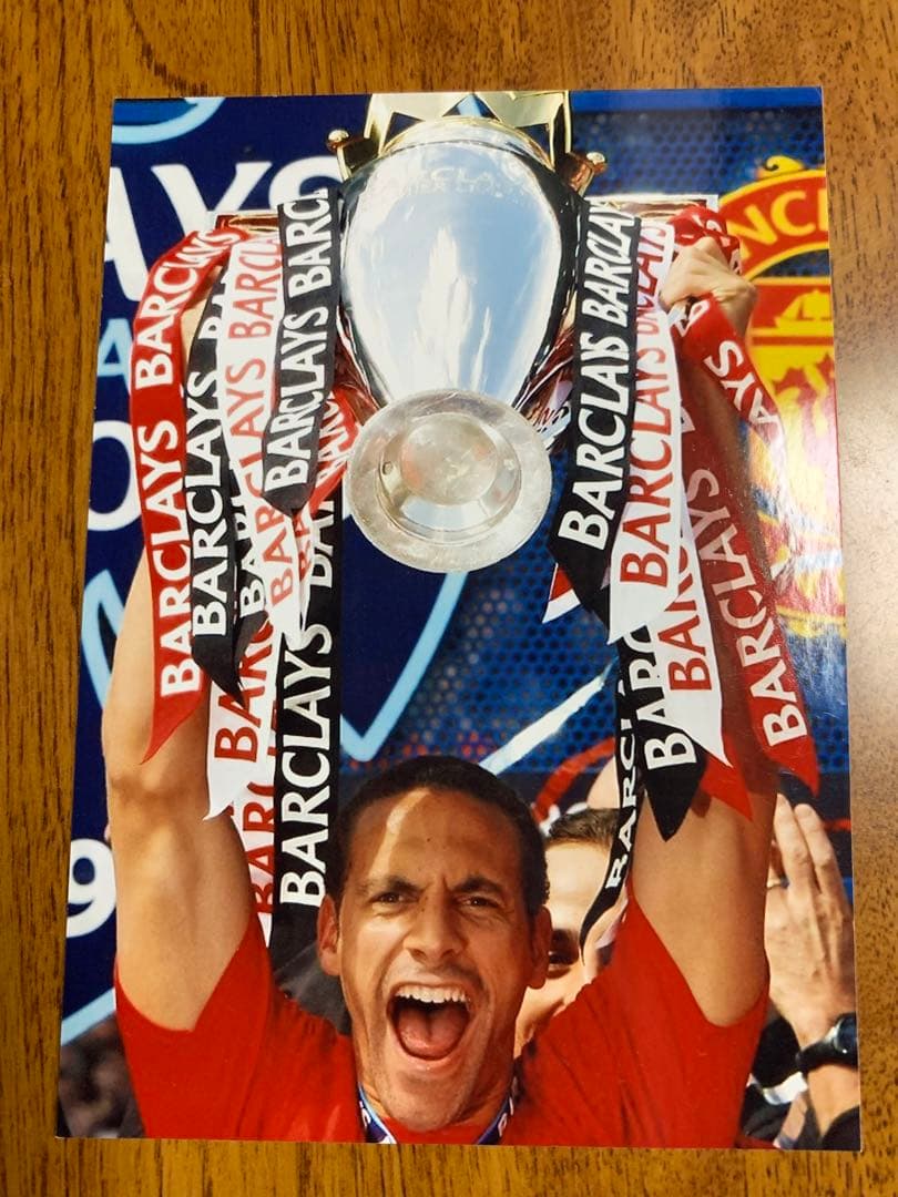 Rio Ferdinand①直筆サイン入り大型ポストカード②'09リーグ優勝写真