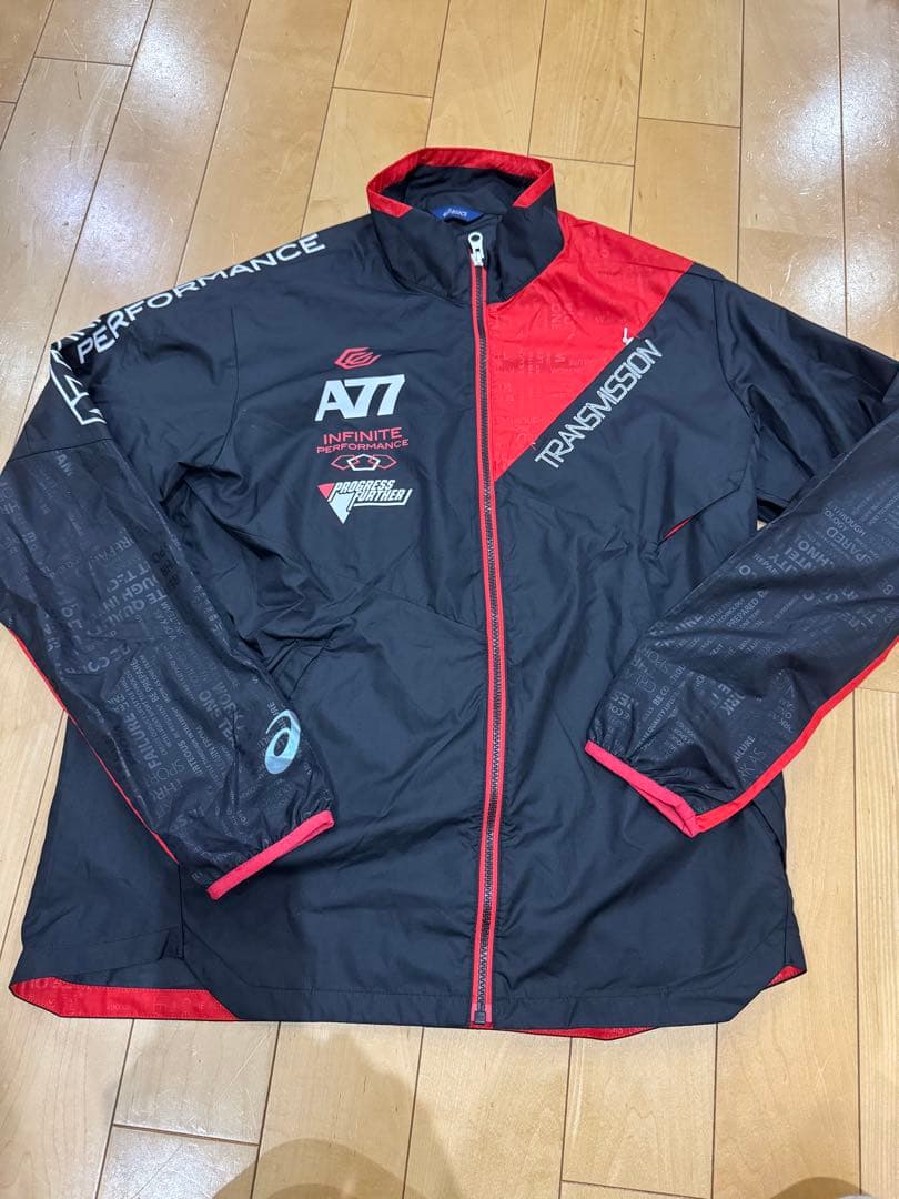asics AT7 ウィンドブレーカー 上下セット Lサイズ 黒/赤