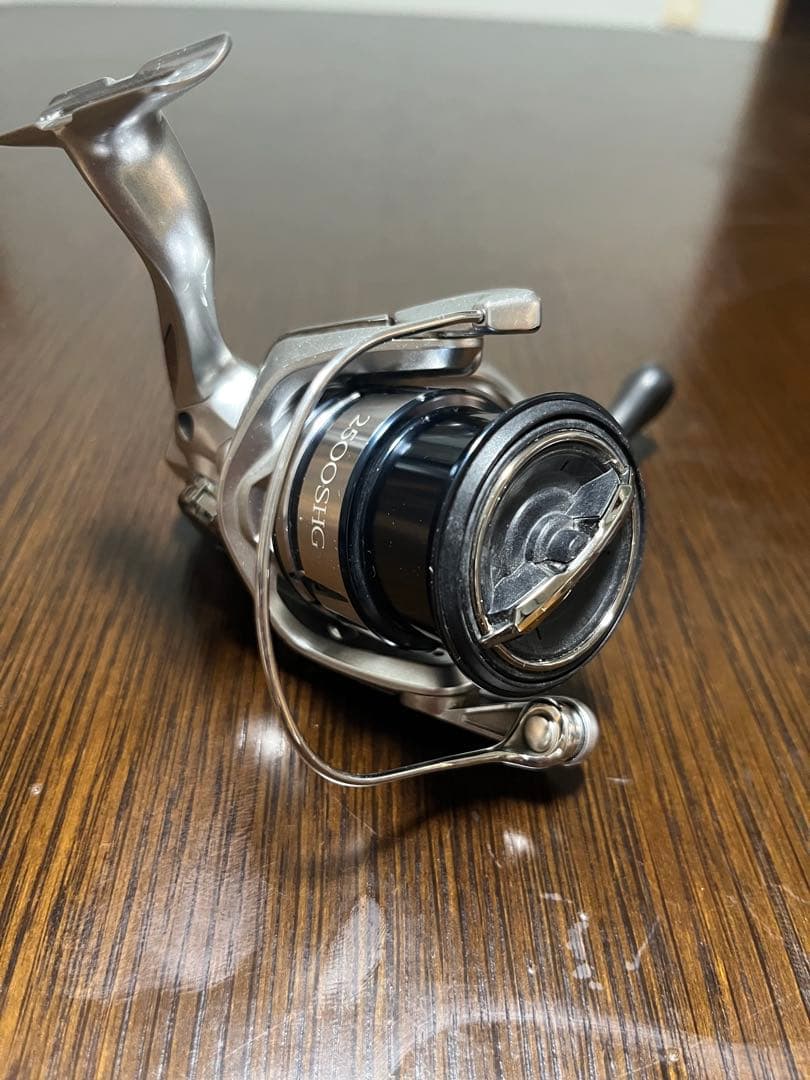 SHIMANO 19ストラディック 2500SHG