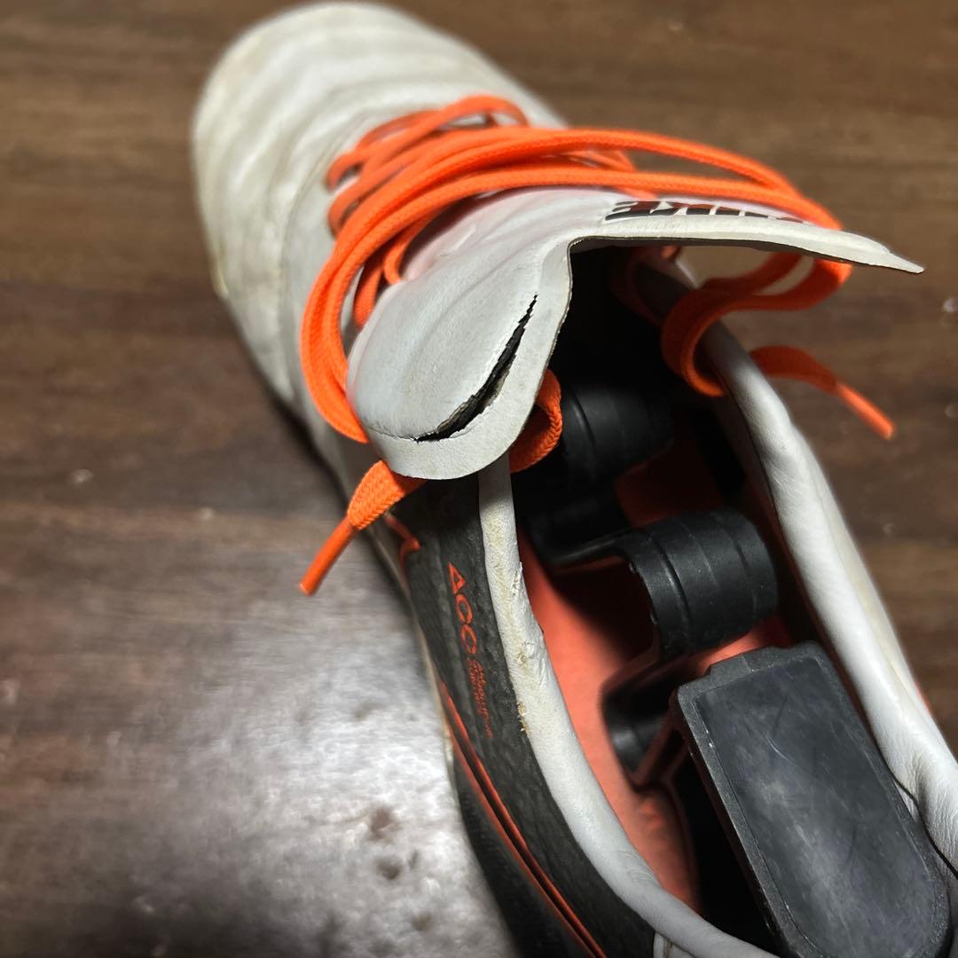 NIKE ティエンポレジェンド6HG