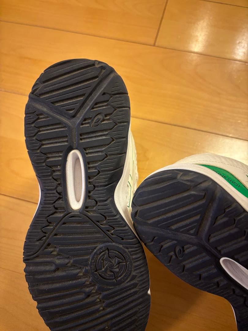 ２２cm asics バスケットボールシューズ ホワイトグリーン 数回のみの使用