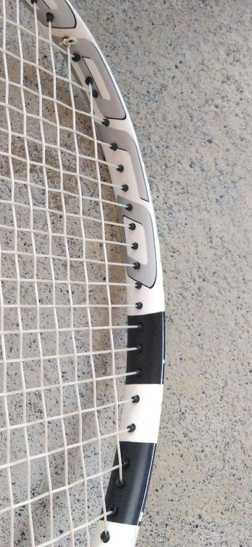 【Babolat】 Aero Pro 　バボラエアロプロ　テニスラケット　硬式