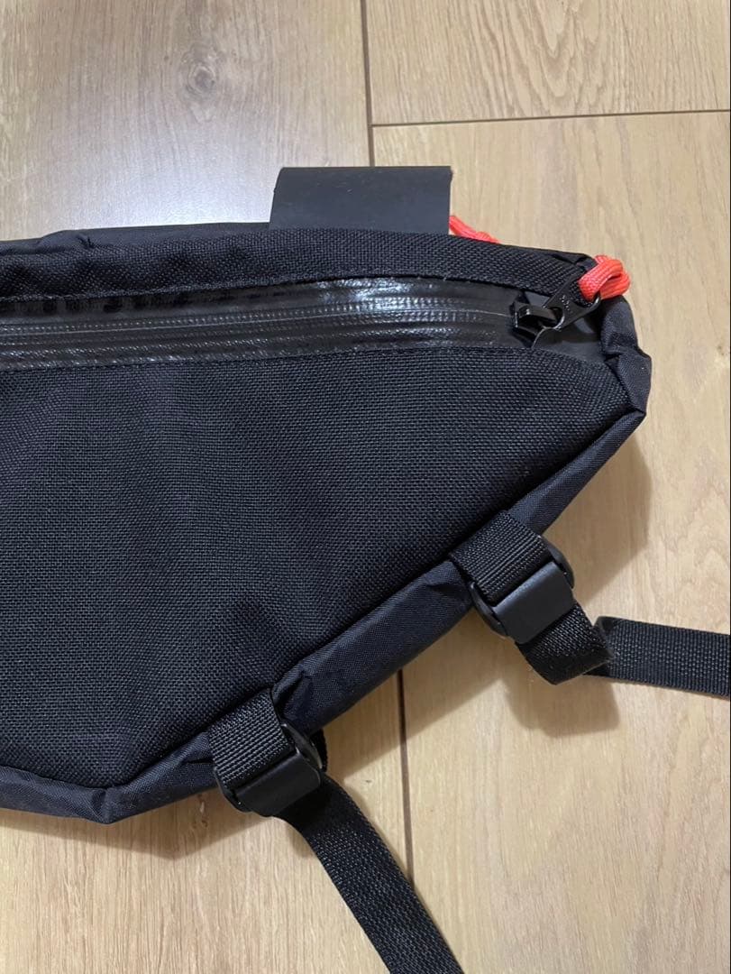アクセサリー RESTRAP FRAME BAG LARGE 4.5L