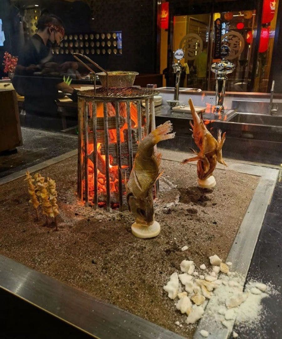 原始焼きスタンド 炉端焼き 五徳 魚焼き 枠囲炉裏　火鉢4つ