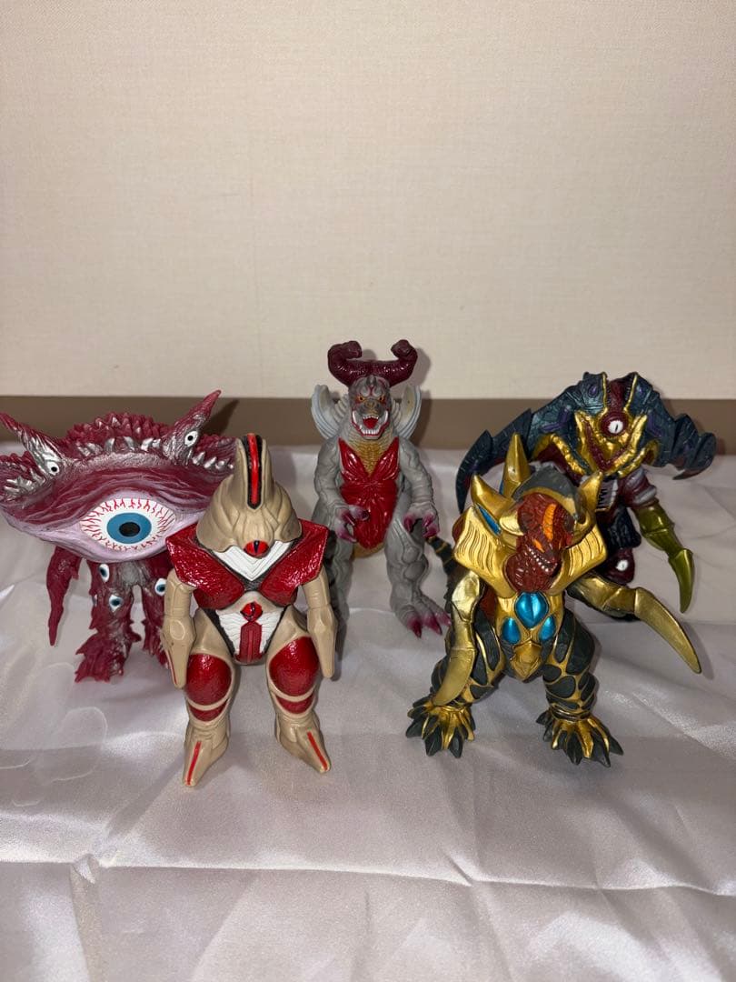 ウルトラマンガイア 怪獣ソフビセット 一部タグあり