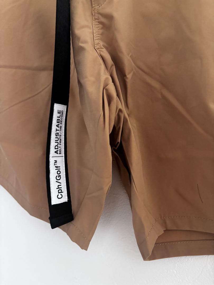 Cph/Golf ベージュショートパンツ ウエストベルト付き