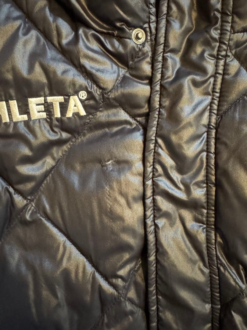 お値下げしました‼︎ATHLETA フード付きベンチコート 黒　150
