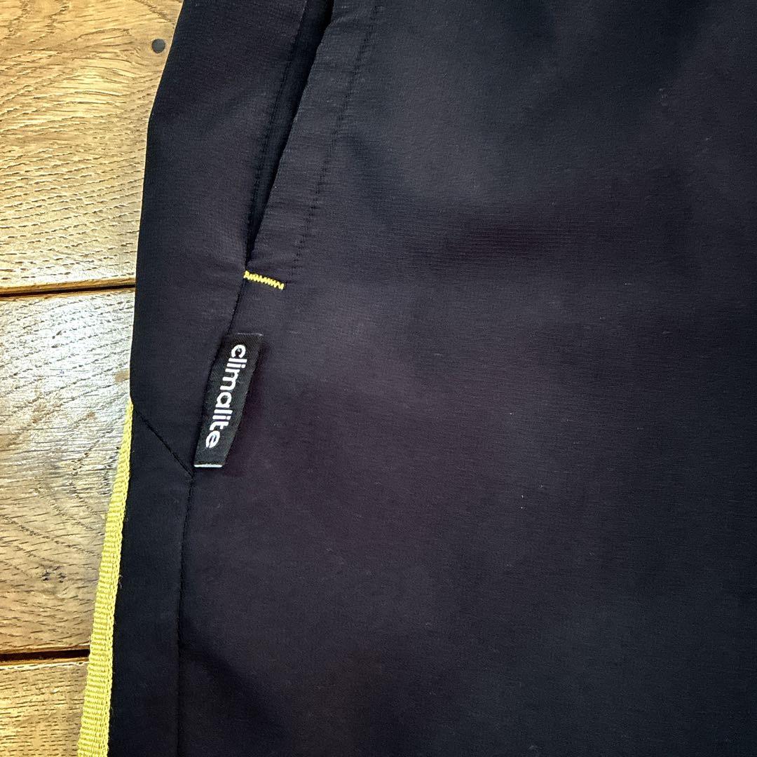 【極美品】adidas ジャージ 上下セット Lサイズ 黒×金　セットアップ