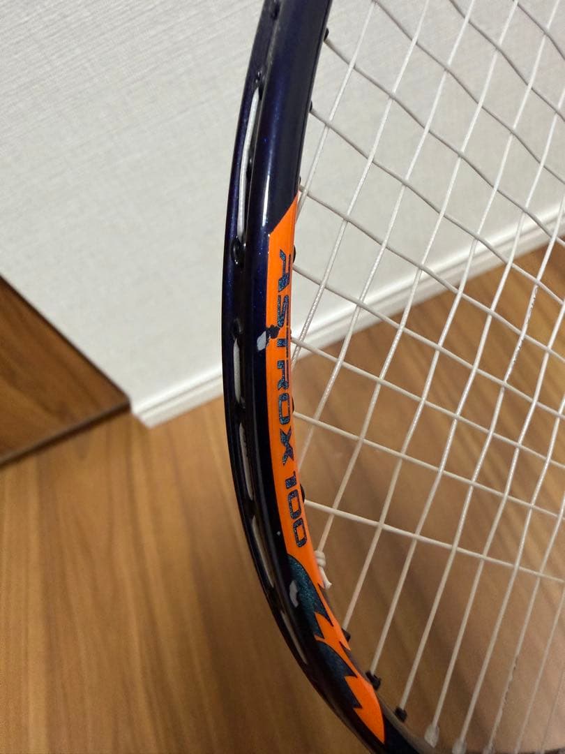 【こうた】バドミントンラケット ASTROX100ZZ 4UG5