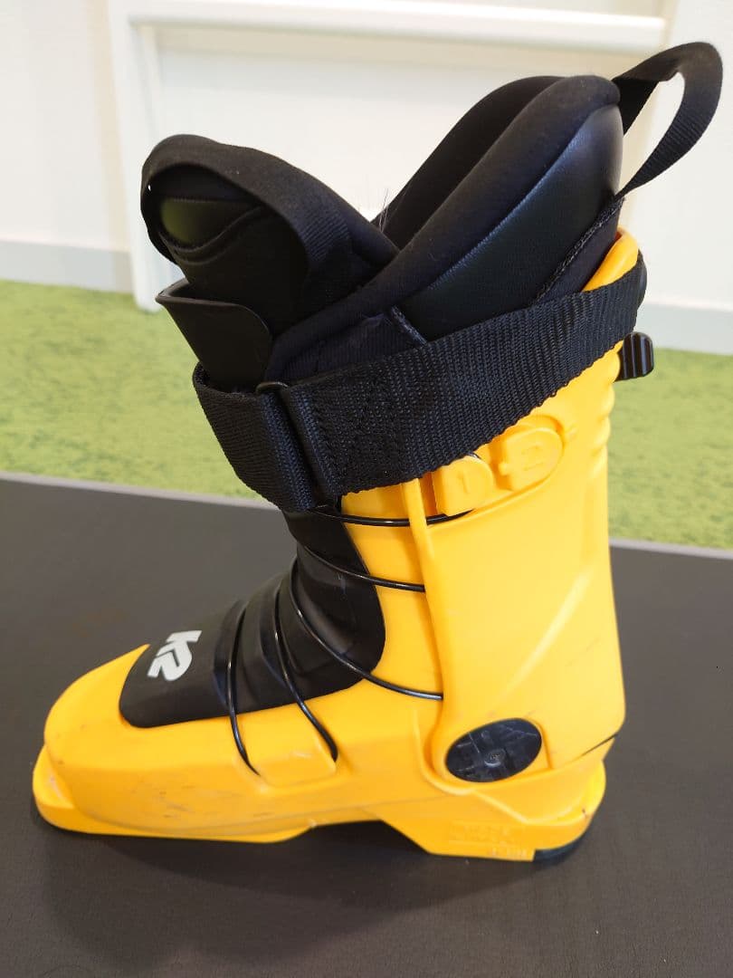 K2 evolver FLEX 70 ス イエロー/ブラック 23.5cm