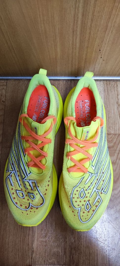 FuelCell SuperComp Elite v3　26.5cm