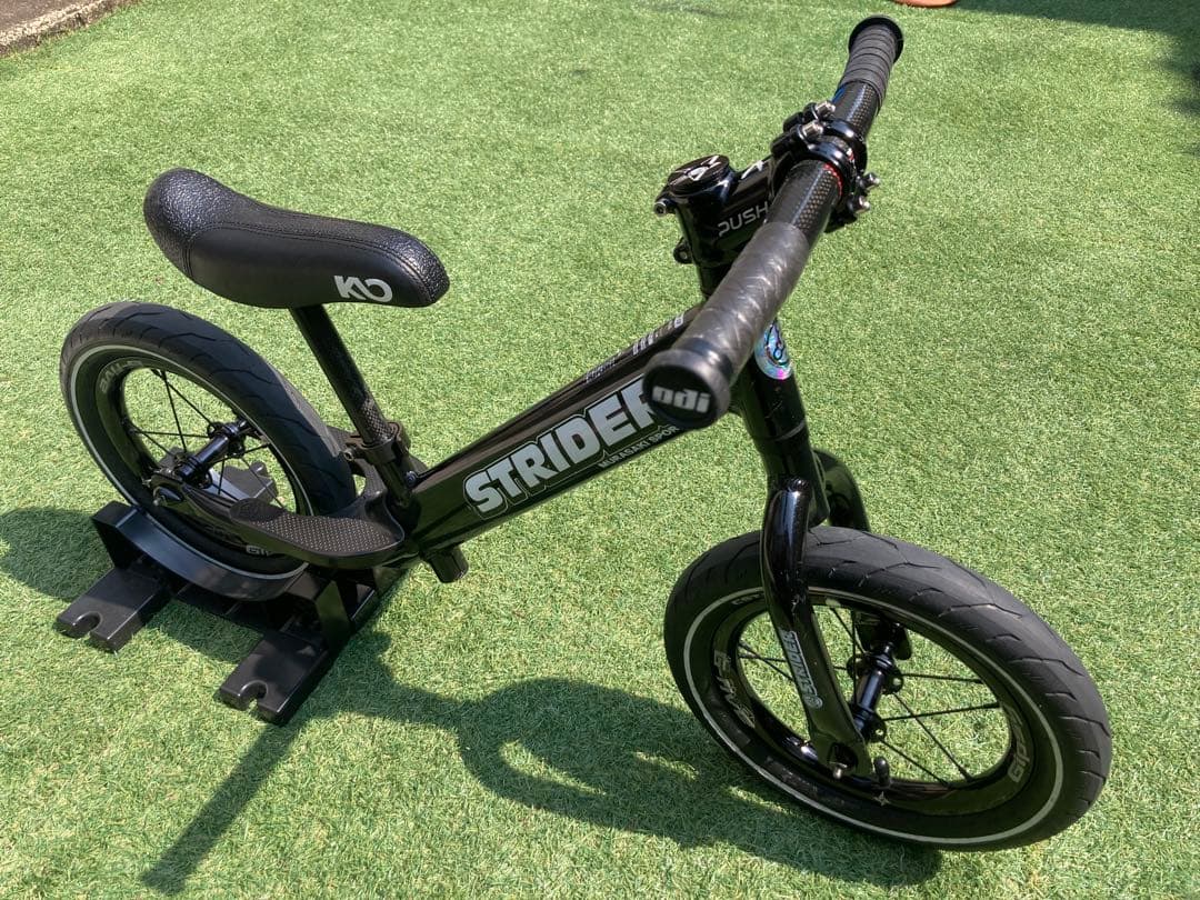 strider ストライダープロ（アルミ製）　ブラック　ムラスポ限定　カーボン