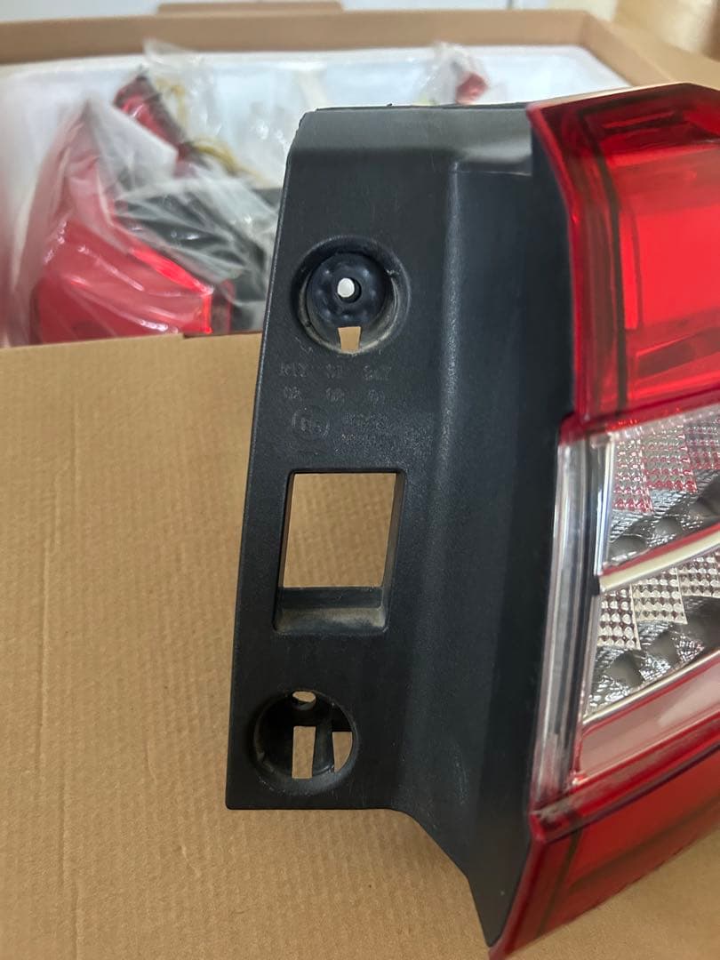 アクセサリー Valenti Jewel LED Tail Lamp Revo