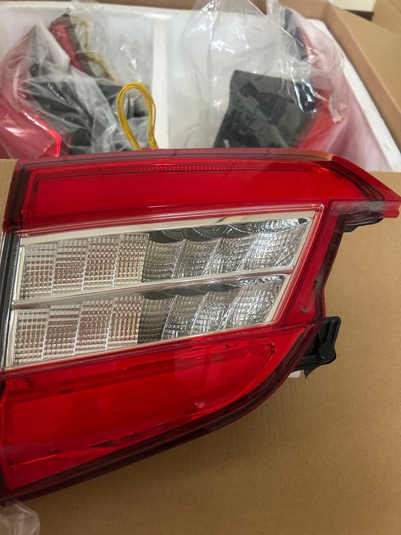 アクセサリー Valenti Jewel LED Tail Lamp Revo