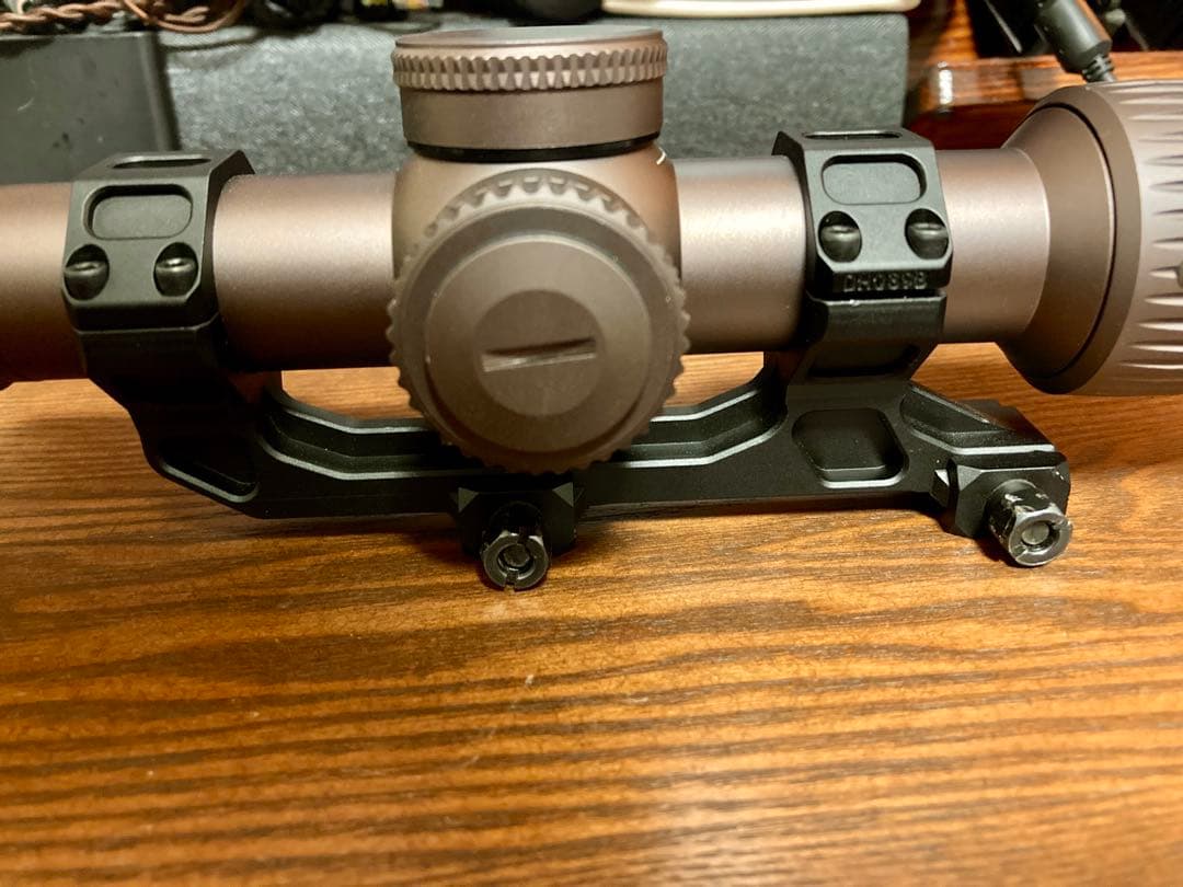 Razor HD GenⅡ タイプ スコープ 1.2-6x24E マウント付