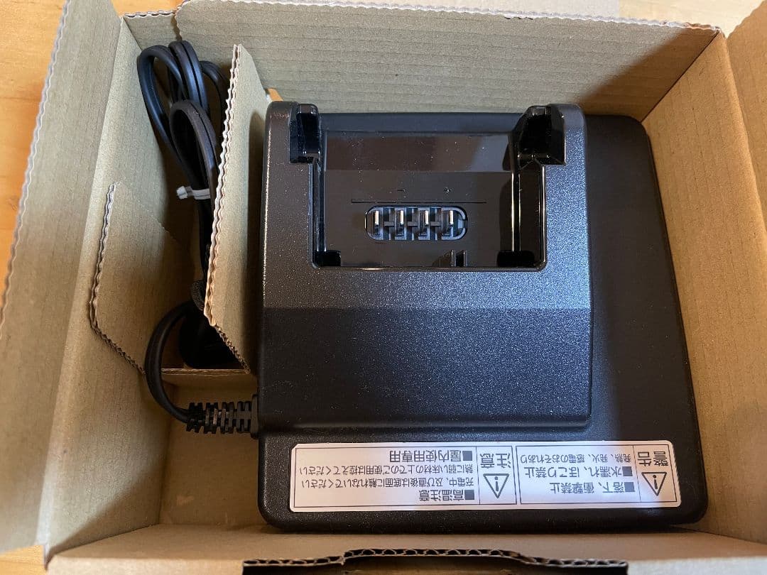 【未使用】Panasonic 電動自転車 バッテリー充電器 NKJ075Z