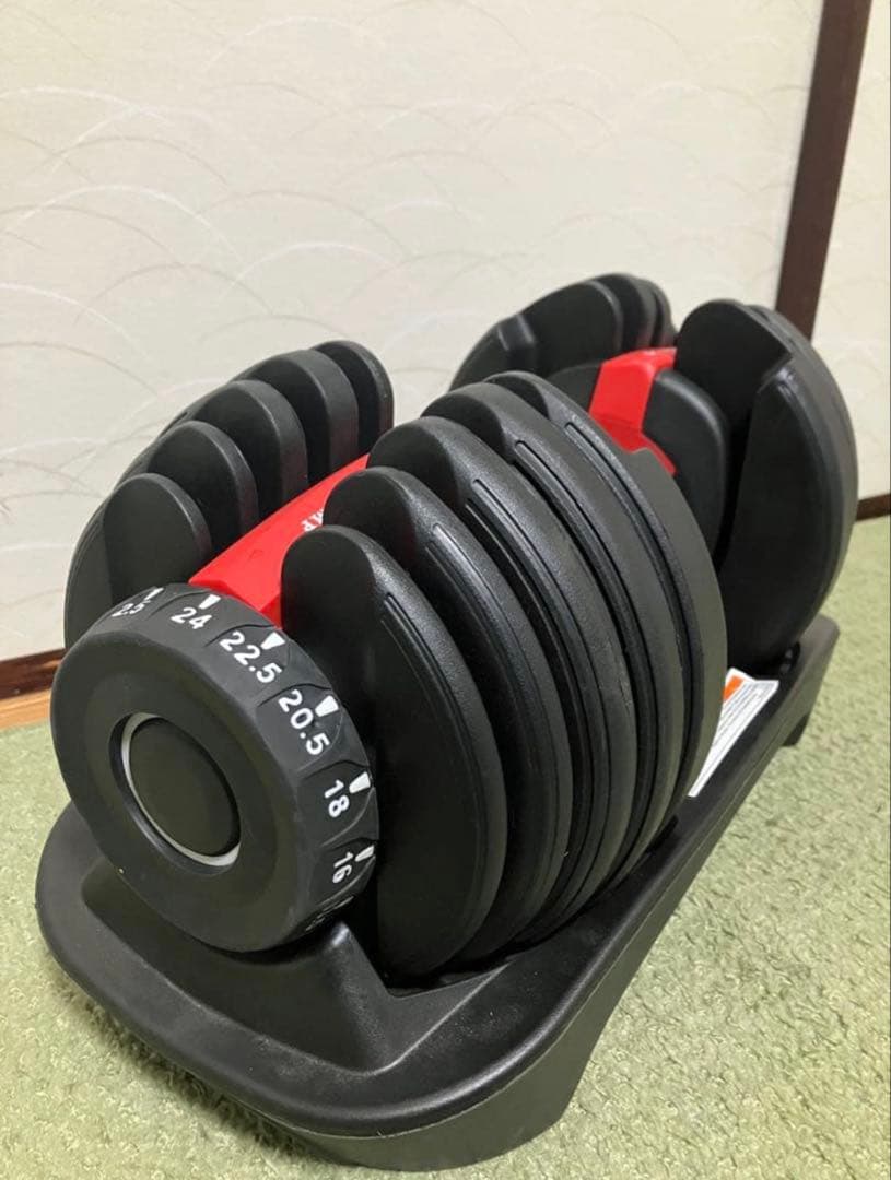 送料込♪美品！最大2.5kg-24kg可変式 ダンベル ダイヤル式♪