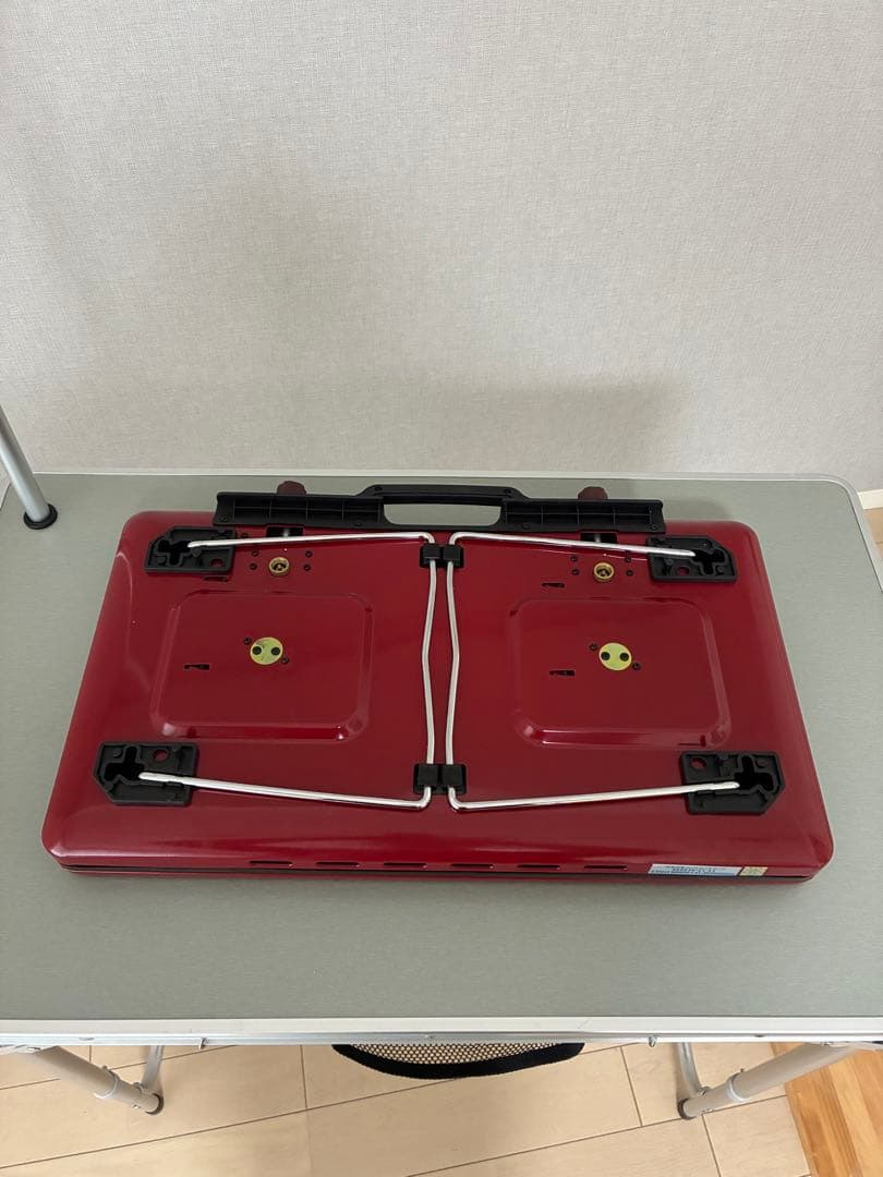 Coleman LP 2-BURNER STOVEとキッチン台
