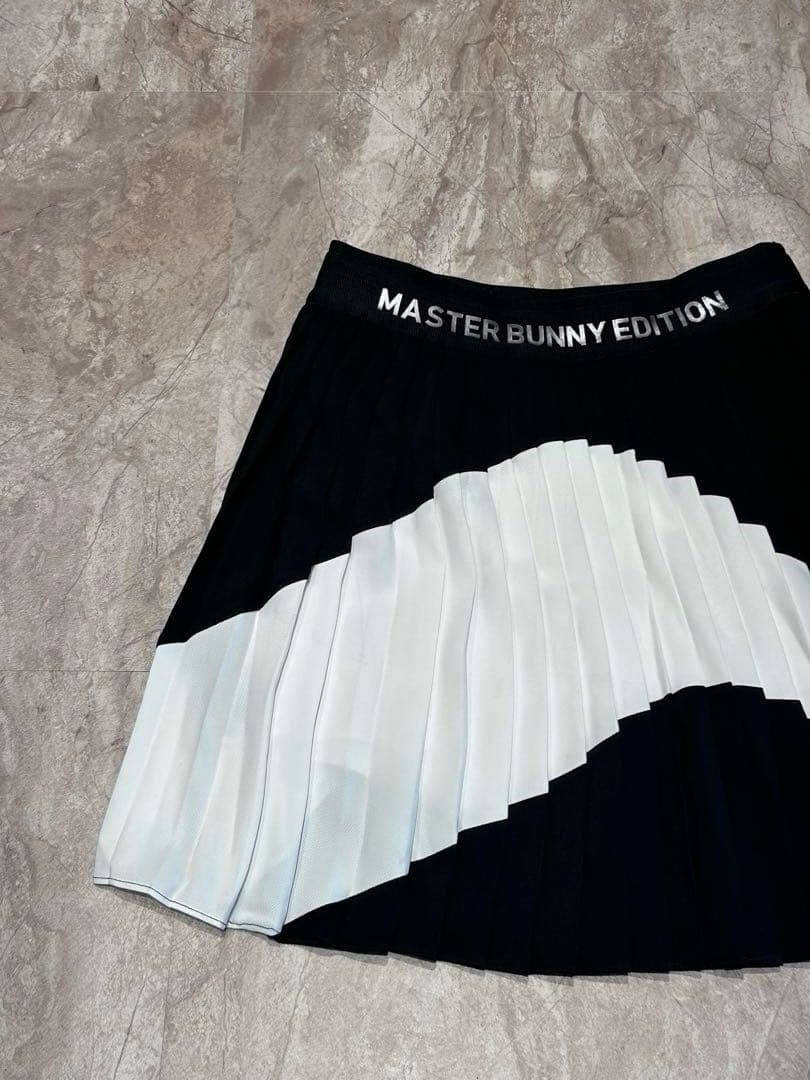 新品未使用 MASTER BUNNY EDITION プリーツスカート ブラック