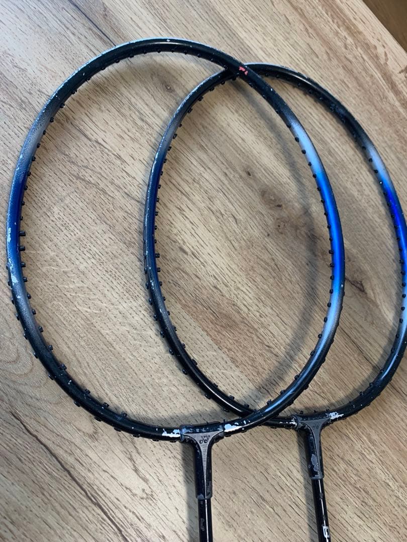 バドミントンラケット 3本セット YONEX