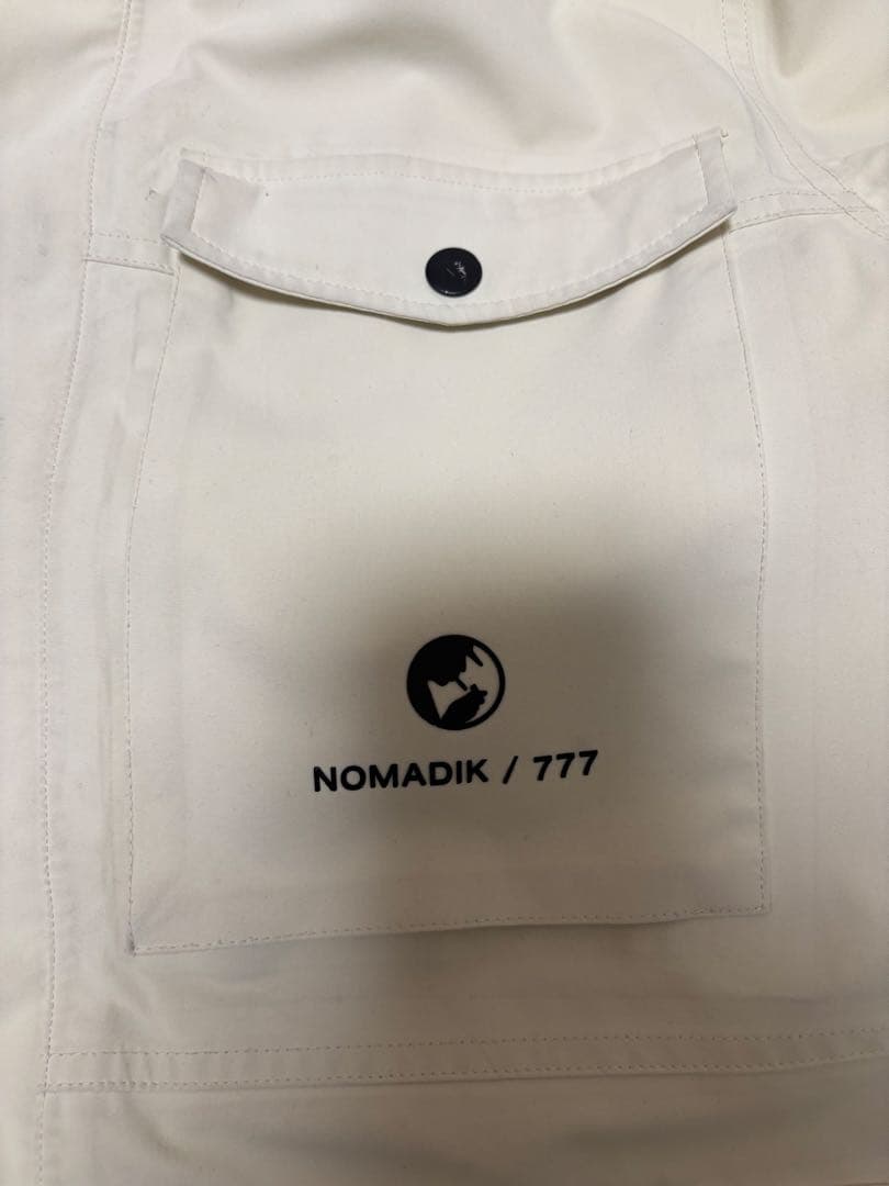 NOMADIK 777 ウェア 21-22初期モデル