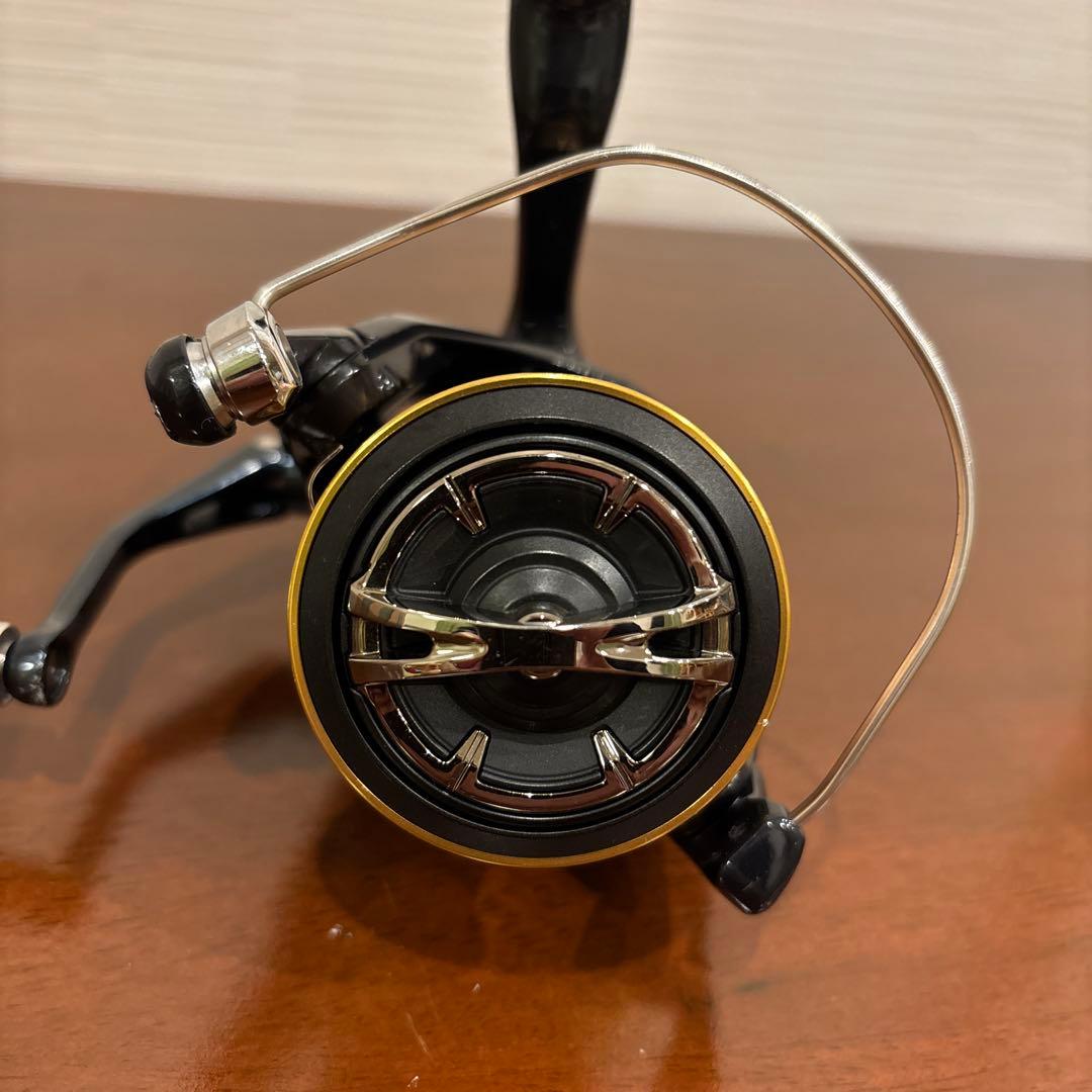 SHIMANO SPHEROS SW4000XG スピニングリール