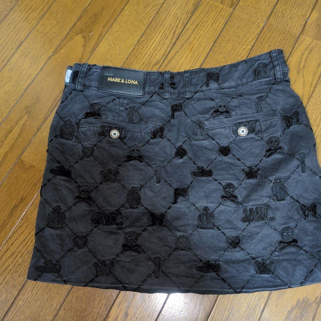 MARK&LONA黒 スカル刺繍 ミニスカート
