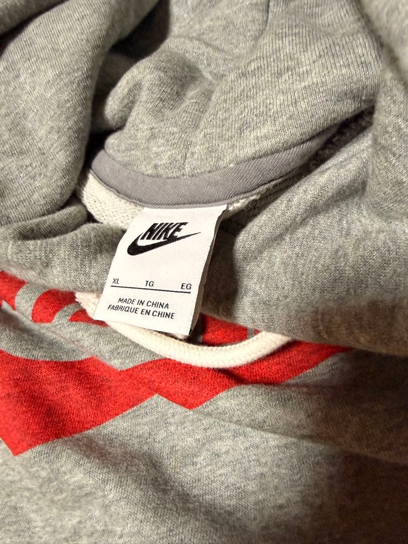 NIKE リバプール 21/22シーズン プルオーバーフーディ