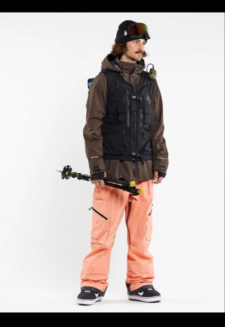 Volcom ブラック バックカントリー　ベスト