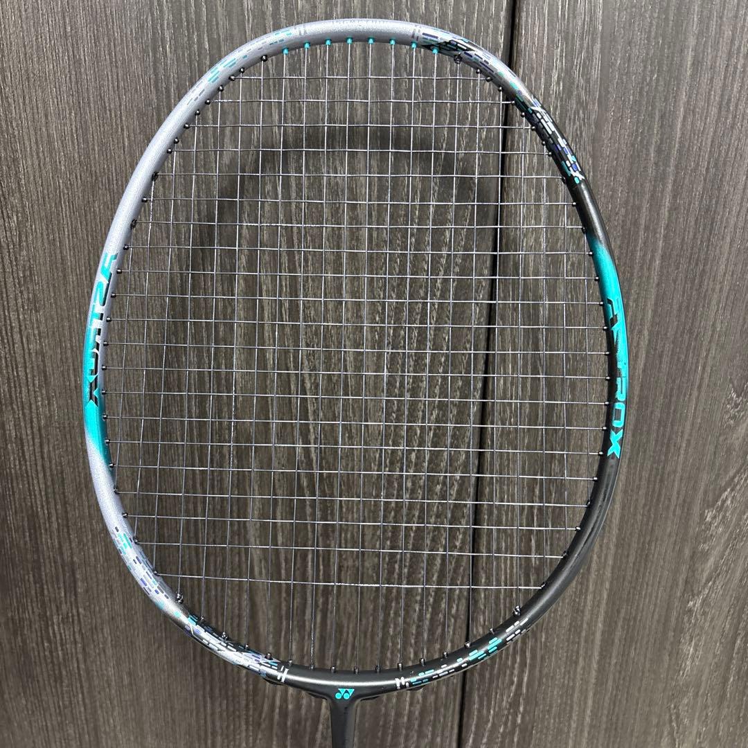 YONEX アストロクス 88Dプロ 4UG5 ①