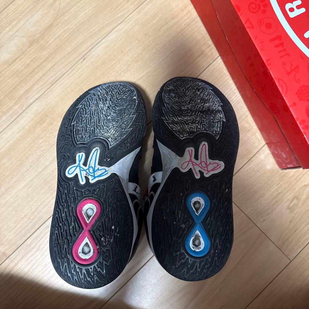 NIKE カイリーアービング インフィニティ 27.5