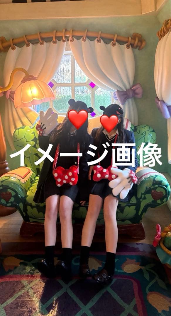 ミニーちゃん4点セット　ヘアクリップ　ポーチ　手袋(右)