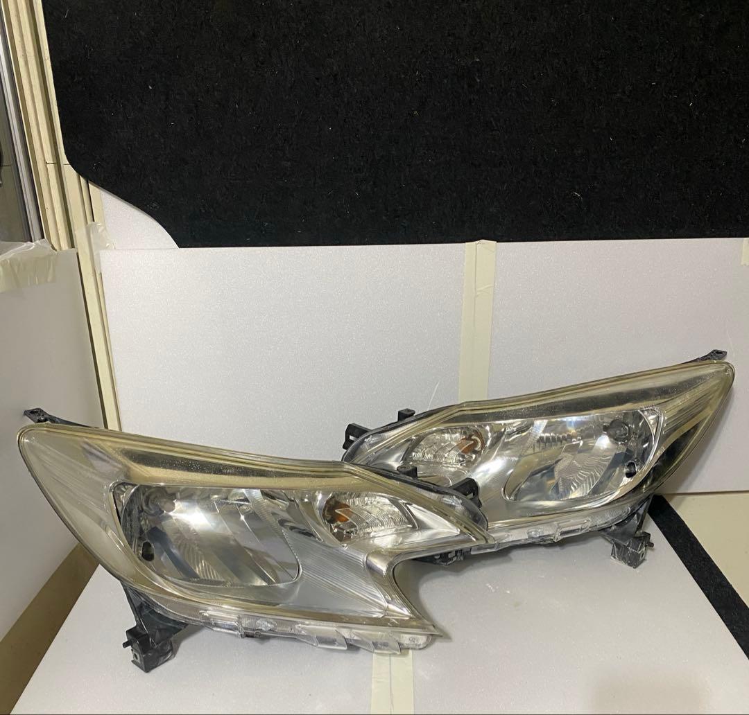 日産 ノート E11 前期 純正 ハロゲン ヘッドライト 左右セット