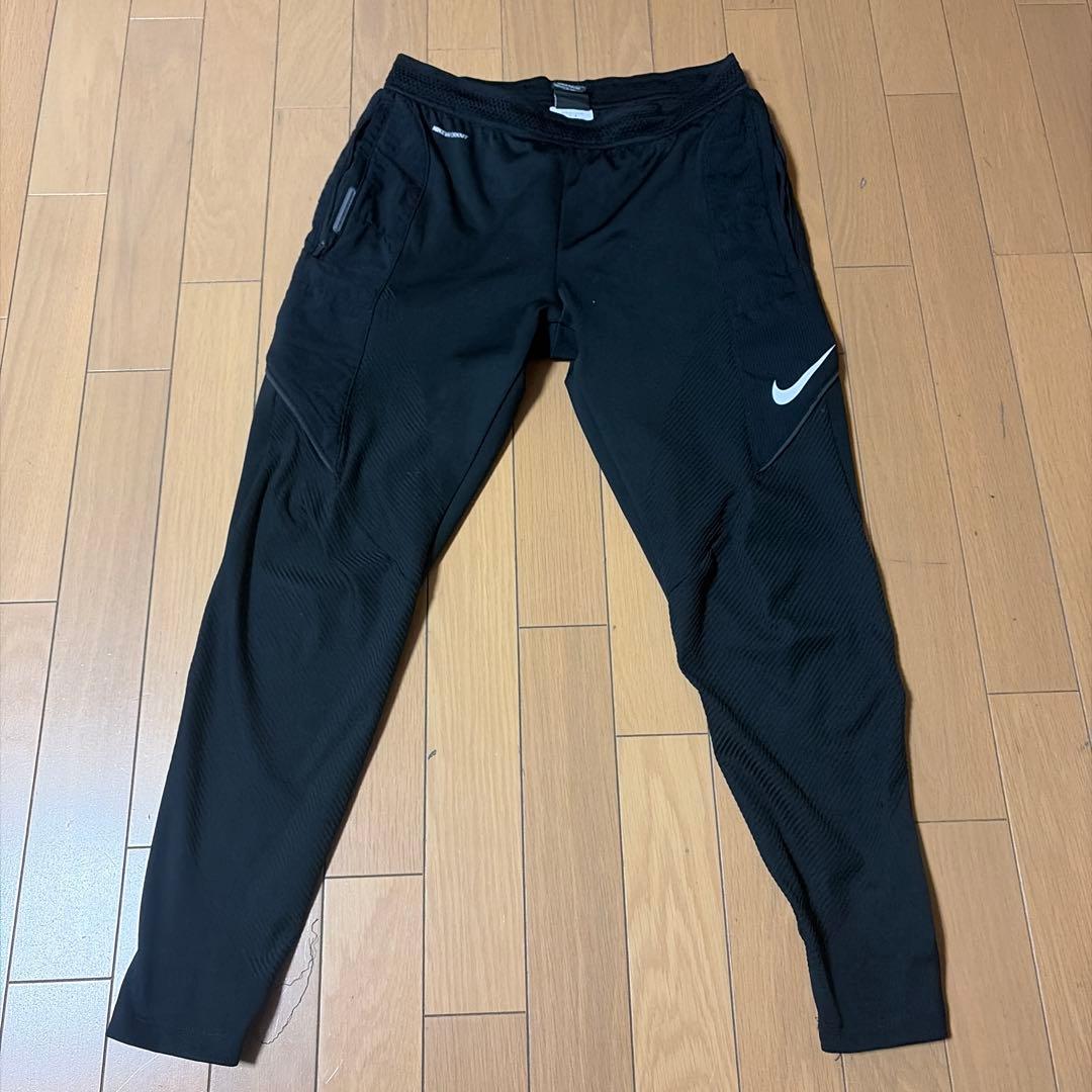 Nike ハーフジップジャージ ブラック